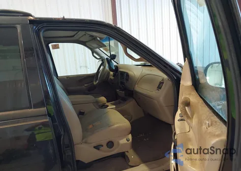 2002 Ford Expedition Eddie Bauer из США, поврежденный, VIN 1FMPU18L52LA38733